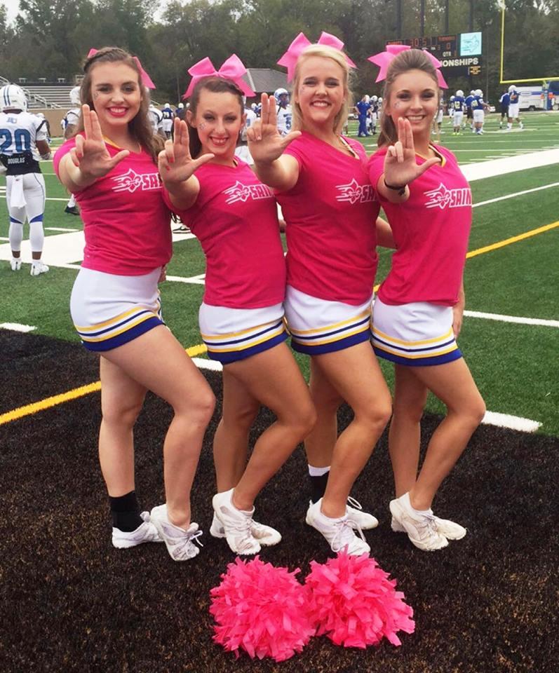 Give Me An L - Cheerleaders